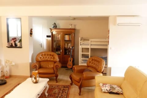 Gîte PMR 6 couchages/Chambre /hôte à partir de 45€ House in Albi