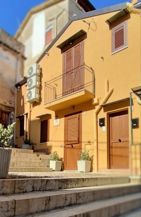 Loft Pozzillo House in Palermo