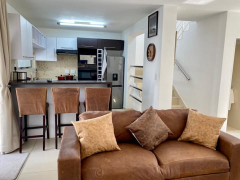 Catalea's Cousy home Condo in Windhoek