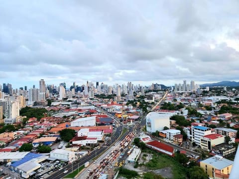 Piso 19 - Acogedor apartamento de 3 Recámaras Condo in Panama City, Panama