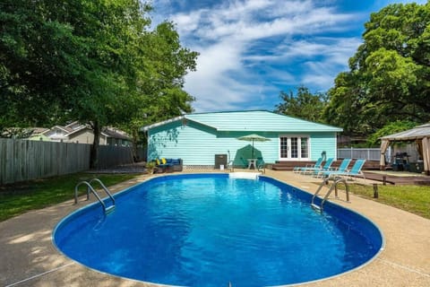 NEW - Miss Sweet ‘Sippi - Pool, Hot Tub, Arcade House in Gulfport