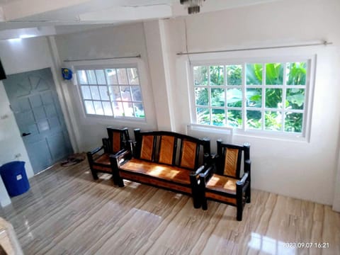 Budget room with split type air-condition Vacation rental in La Union