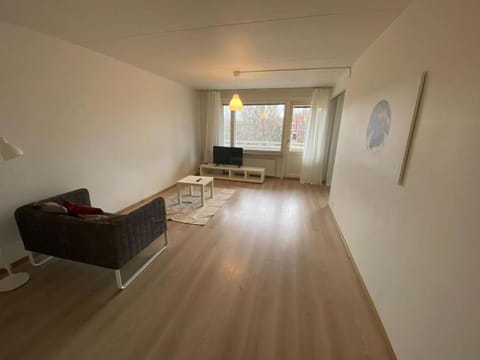 Kotimaailma - Hyvin avara rauhallinen 3MH asunto Condominio in Helsinki