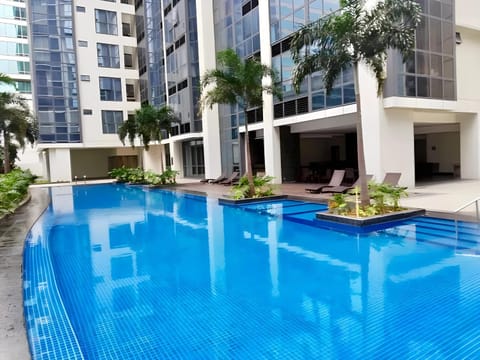 Casabay Suite Eastwood Staycation Bed and Breakfast in Pasig
