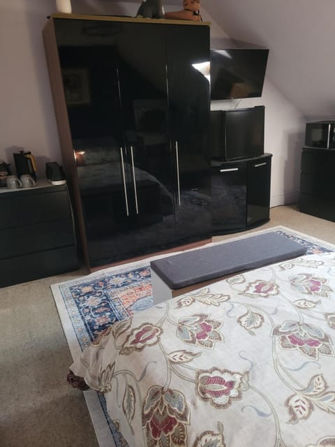 Bed, Bedroom, wardrobe