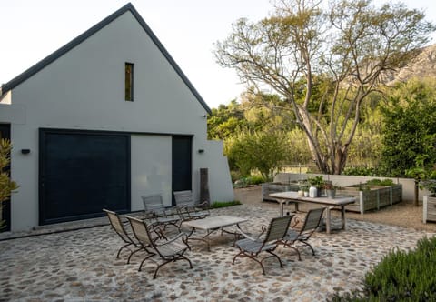 Patio, Balcony/Terrace