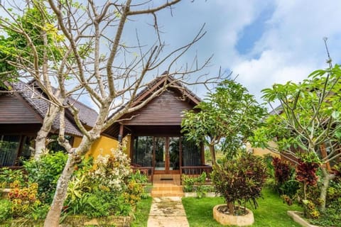 Beautiful House at Nusa Penida Island Bed and Breakfast in Nusapenida