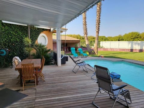 Balcony/Terrace, Garden view