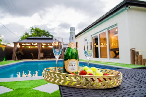 Luxury Stay Villa Villa in Ives Estates