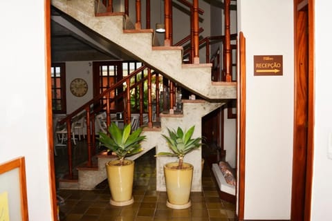 Pousada O Garimpo. Hôtel in Embu
