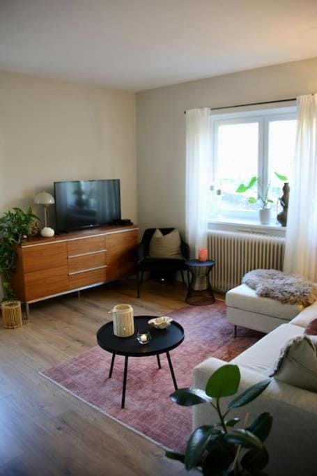 Stylish 3-room apartment with balcony and free parking Eigentumswohnung in Oslo