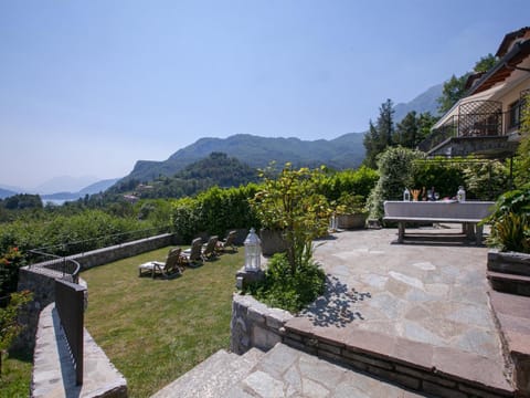 Villa Lakecomo - Ritrovo Chalet in Menaggio