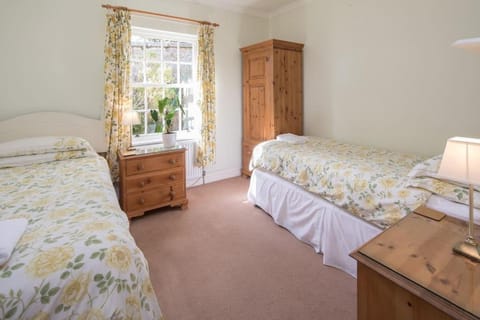 Cork Tree Cottage - 5 bedroom cottage on Dartmoor, Devon House in Bovey Tracey