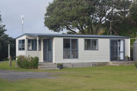 Fitzroy Beach Holiday Park Campeggio /
resort per camper in New Plymouth