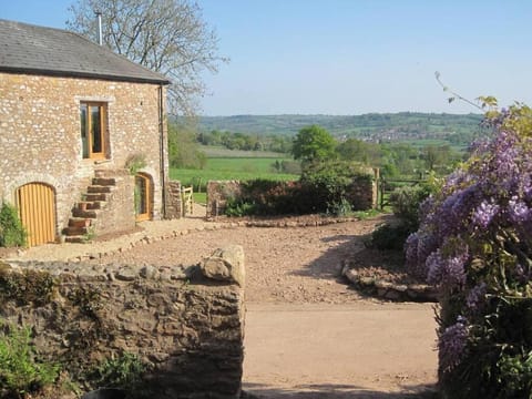 Luggs Barn - Beautiful Devon Hideaway House in Taunton Deane