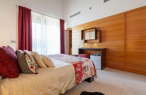 Luxury Villa 3+1 BD & pool/jacuzzi/golf/beach Apartamento in Quarteira