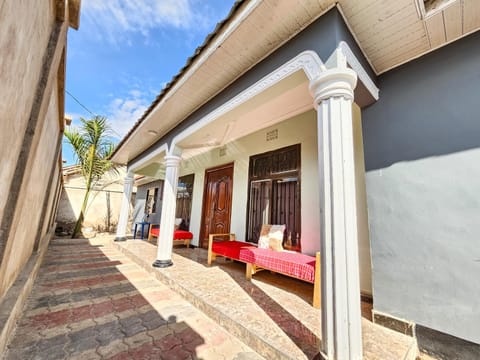 Focus Mawio Hostel Bed and Breakfast in Arusha