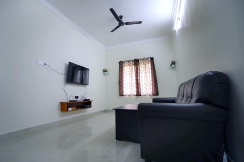 Sri Garuda Homestay Tirupati Vacation rental in Tirupati
