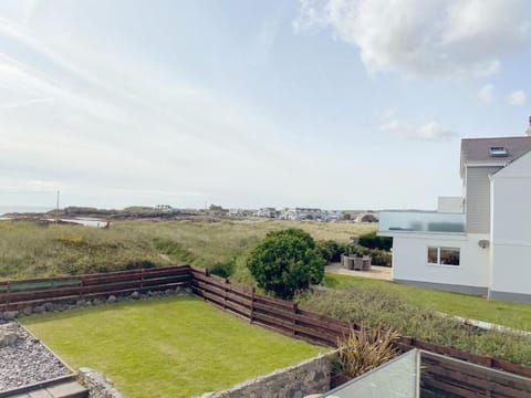 BEACH SIDE Sea Shanty House Casa in Trearddur Bay