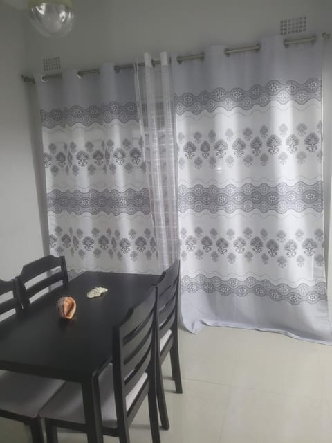Beautiful 3 bedroom Apartment with own private bathroom Vacation rental in Lusaka