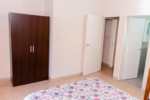 Property building, Bed, Bathroom, Photo of the whole room, Bedroom, Area and facilities, locker, wardrobe