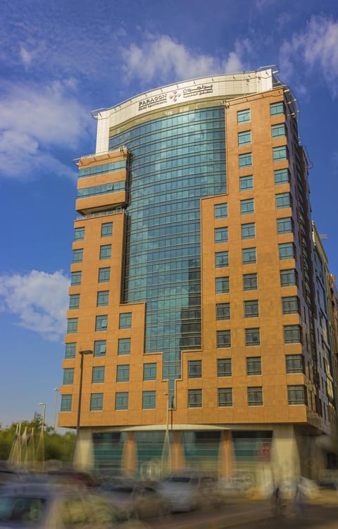 Property building, Facade/entrance, Day