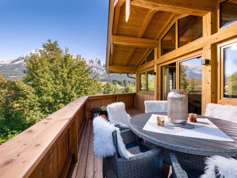 Property building, Day, Natural landscape, Summer, View (from property/room), Balcony/Terrace, Mountain view