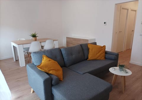 NUEVO Apartamento Centro Lleida Condominio in Lleida