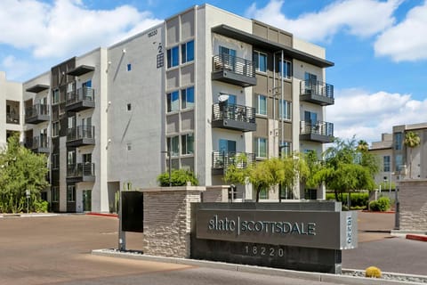 Premium One and Two Bedroom Apartments at Slate Scottsdale in Phoenix Arizona Apartamento in Scottsdale