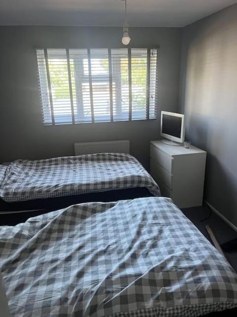 Chilled space that sleeps upto 4 Apartamento in Barking