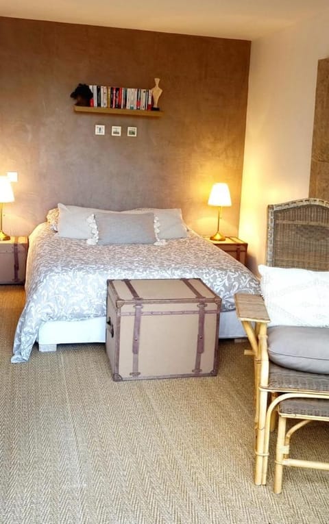 À La Perrière Location de Chambre d'Hôte - Double Perspective Bed and Breakfast in La Perrière