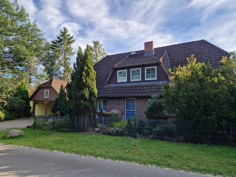 Property building, Street view