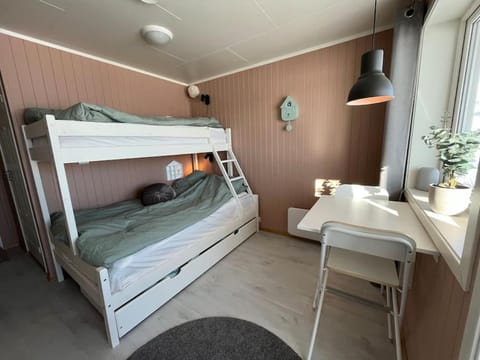 Room in Tromsø, Kvaløya Vacation rental in Tromso