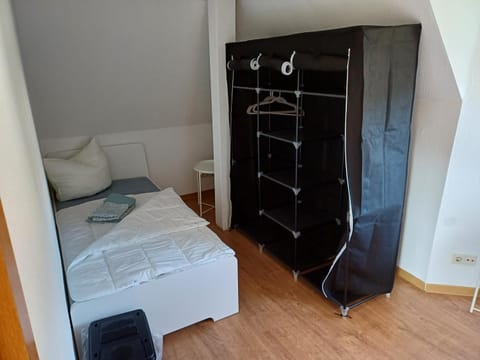 L8 Street-Hösbach-Four Bed Rooms Flat Condo in Aschaffenburg