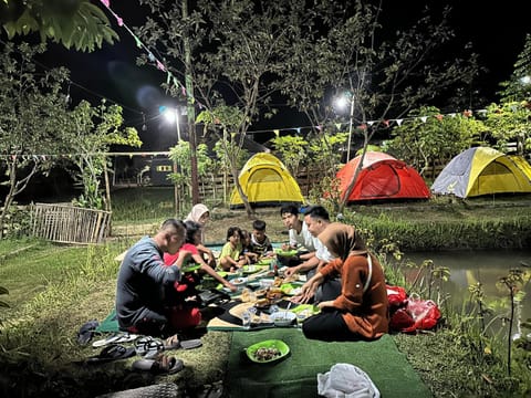 Montong Raden camping ground Landhaus in Lingsar