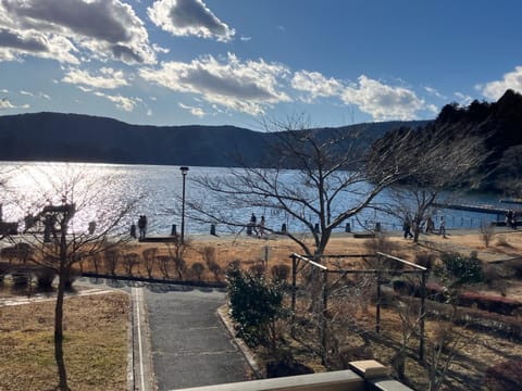 Lake Side Inn MIRAHAKONE Condo in Hakone