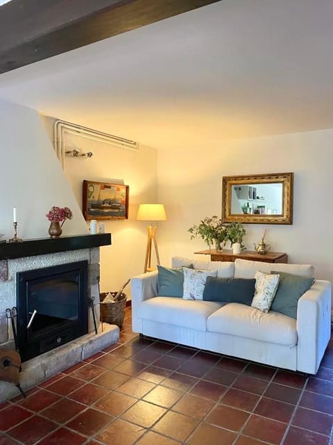 Casa Buganvilla, Comillas, Cantabria House in Western coast of Cantabria