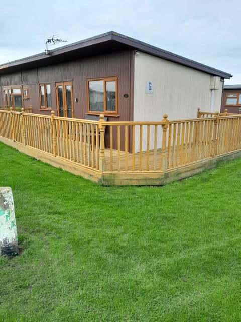 Property building, Garden, Garden view