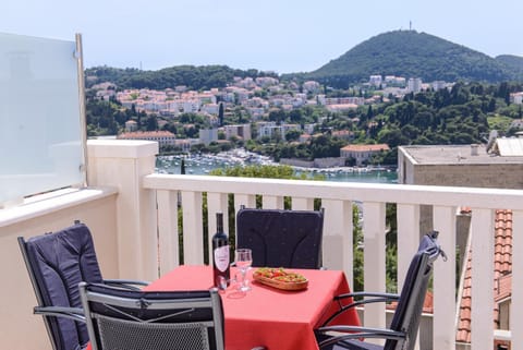 Balcony/Terrace, City view, Sea view