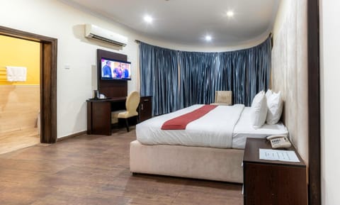 The Guest House Bed and Breakfast in Lagos