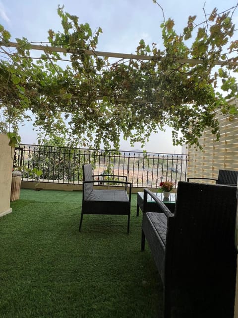شقة 4غرف 3 غرف نوم وصاله ومجلس واطلاله Condominio in Makkah Province