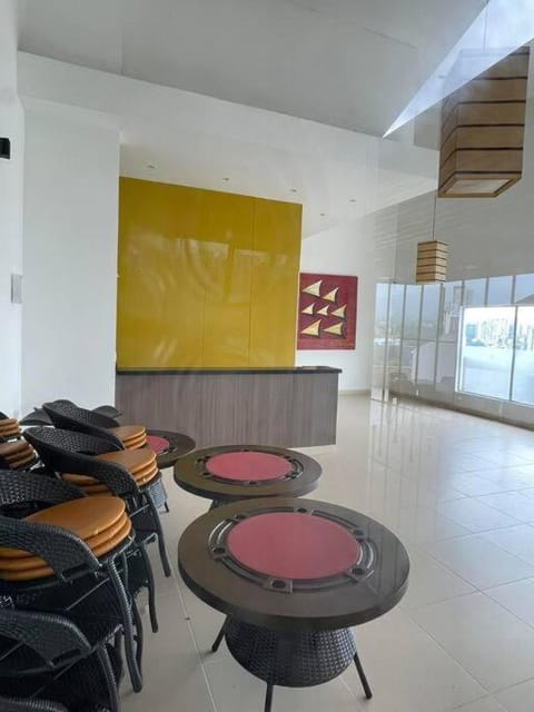 Hermoso apartamento, vista con entorno natural. Condo in Floridablanca