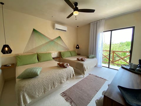 Bed, Balcony/Terrace, Photo of the whole room, Bedroom, fireplace, air conditioner