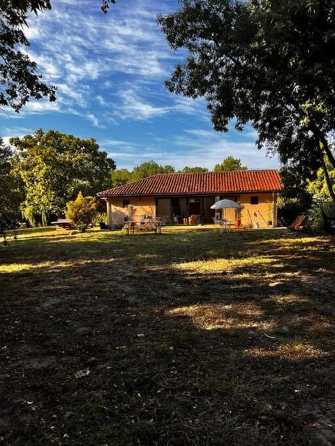 Maison à l’orée du bois House in Seignosse