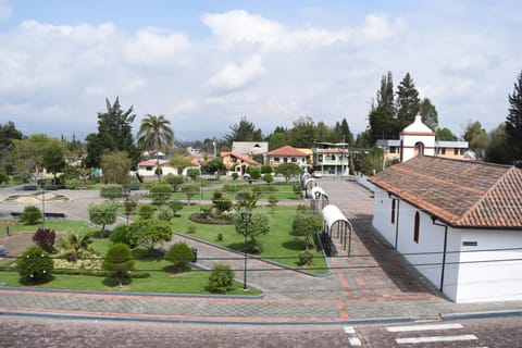 Property building, Bird's eye view, Street view