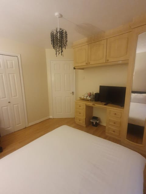 Double size and Single room in Barking Alquiler vacacional in Barking