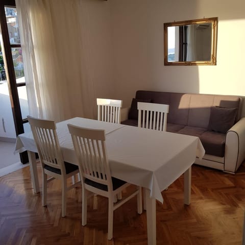 Apartment Anet with free parking Apartment in Dubrovnik