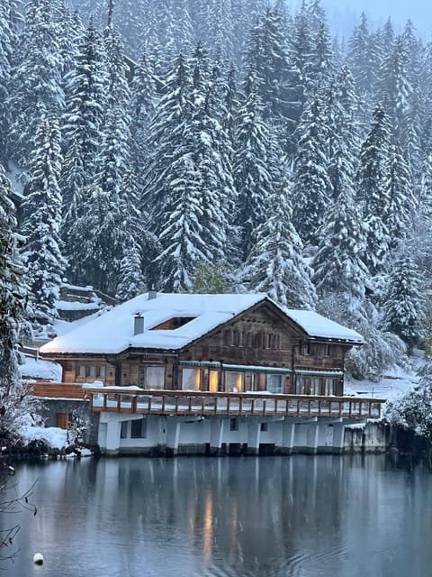 Nearby landmark, Winter, Lake view, Mountain view