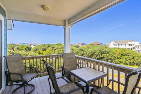 4704 - Shell Yeah by Resort Realty House in Southern Shores