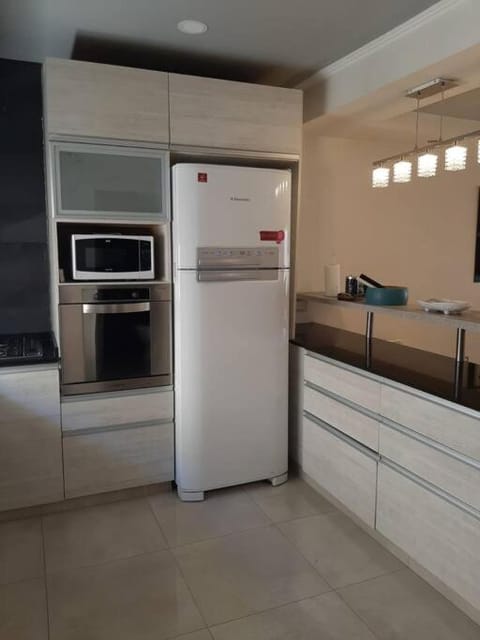 Moderno Duplex - Alquiler en Comodoro Rivadavia Copropriété in Comodoro Rivadavia